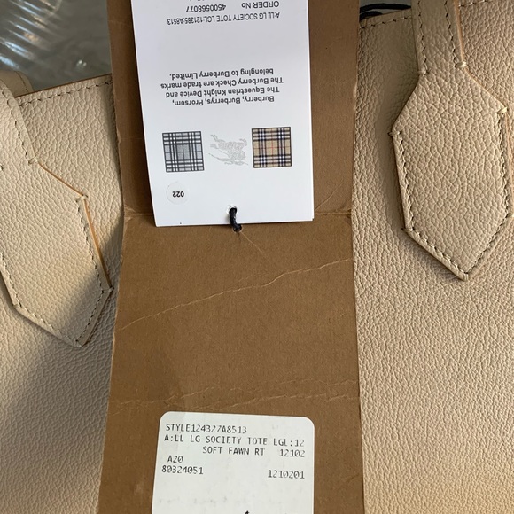 Authentic Burberry Tote Bag - Picture 6 of 16